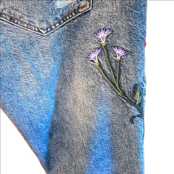 Mama Maternite Low Rib Maternity Distressed Embroidered Kick-Flare Jeans Size 10 - Picture 12 of 17